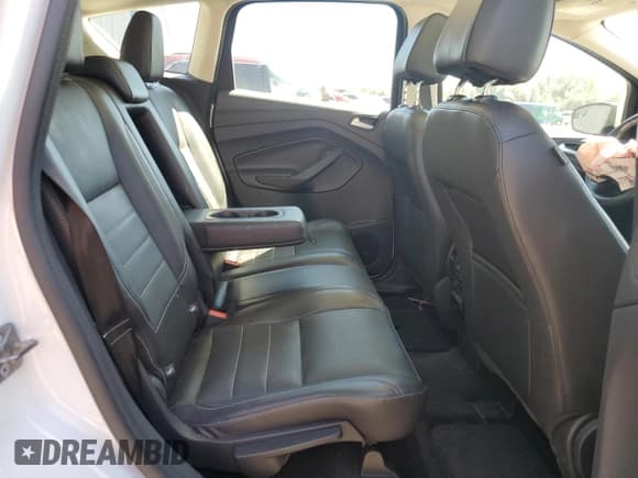 ✅ 2016 Ford C-Max SEL • VIN: 1FADP5CU5GL115135 • Lot: 69977415. Wystawiony na Copart z przebiegiem 70 486 mil. Bezpłatny archiwum sprzedaży aukcyjnych z USA i szczegółowy raport historii pojazdu na DreamBid. Zdjęcie 10.