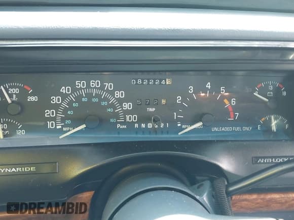 ✅ 1995 Buick Park Avenue • VIN: 1G4CW52K6SH621086 • Lot: 42807105. Listed on IAAI with 82,224 mi. Free auction sales archive from the USA and detailed vehicle history report at DreamBid. Image 7.