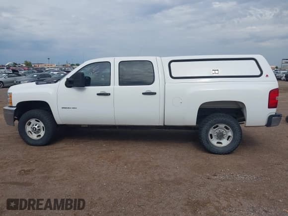 ✅ 2012 Chevrolet Silverado 2500HD Work Truck • VIN: 1GC1KVC82CF120123 • Лот: 43423296. Опубликован ранее на IAAI с пробегом 79 821 миль. Бесплатный доступ к архиву аукционных продаж из США и подробный отчёт об истории автомобиля на DreamBid. Изображение 15.