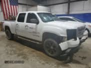 ✅ 2012 GMC Sierra 2500HD Denali • VIN: 1GT125EGXCF117197 • Lot: 81597294. Wystawiony na Copart z przebiegiem 231 104 mil. Bezpłatny archiwum sprzedaży aukcyjnych z USA i szczegółowy raport historii pojazdu na DreamBid. Zdjęcie 4.