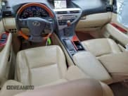 ✅ 2012 Lexus RX 350 • VIN: JTJBK1BA7C2446523 • Lot: 94515505. Wystawiony na Copart z przebiegiem 176 908 mil. Bezpłatny archiwum sprzedaży aukcyjnych z USA i szczegółowy raport historii pojazdu na DreamBid. Zdjęcie 8.