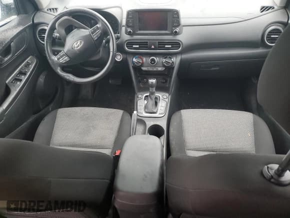 ✅ 2019 Hyundai Kona SEL • VIN: KM8K2CAA4KU368281 • Лот: 48153904. Опубликован ранее на Copart с пробегом 53 202 миль. Бесплатный доступ к архиву аукционных продаж из США и подробный отчёт об истории автомобиля на DreamBid. Изображение 8.