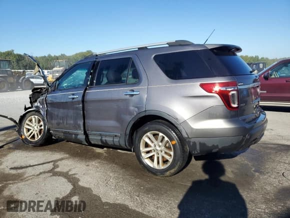✅ 2014 Ford Explorer XLT • VIN: 1FM5K7D80EGA67541 • Lot: 86678115. Wystawiony na Copart z przebiegiem 147 766 mil. Bezpłatny archiwum sprzedaży aukcyjnych z USA i szczegółowy raport historii pojazdu na DreamBid. Zdjęcie 2.