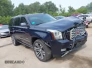 ✅ 2018 GMC Yukon Denali • VIN: 1GKS2CKJ5JR209326 • Лот: 42897764. Опубликован ранее на IAAI с пробегом 105 252 миль. Бесплатный доступ к архиву аукционных продаж из США и подробный отчёт об истории автомобиля на DreamBid. Изображение 1.