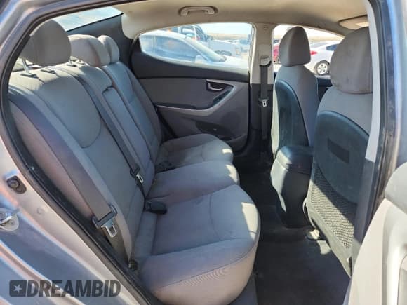 ✅ 2016 Hyundai Elantra SE • VIN: 5NPDH4AE3GH700989 • Lot: 89731375. Listed on Copart with 150,283 mi. Free auction sales archive from the USA and detailed vehicle history report at DreamBid. Image 10.