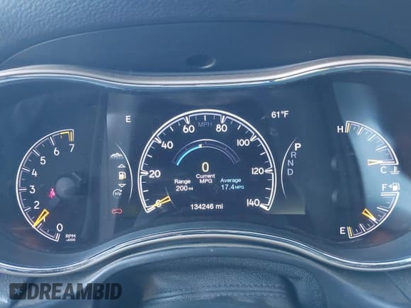 ✅ 2017 Jeep Grand Cherokee Altitude • VIN: 1C4RJFAG6HC849918 • Lot: 43838809. Wystawiony na IAAI z przebiegiem 134 246 mil. Bezpłatny archiwum sprzedaży aukcyjnych z USA i szczegółowy raport historii pojazdu na DreamBid. Zdjęcie 7.