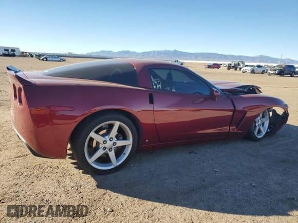 ✅ 2007 Chevrolet Corvette • VIN: 1G1YY25U975125491 • Лот: 90199005. Опубликован ранее на Copart с пробегом Не указан. Бесплатный доступ к архиву аукционных продаж из США и подробный отчёт об истории автомобиля на DreamBid. Изображение 3.