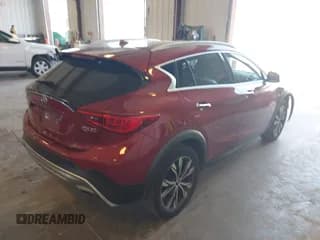 ✅ 2017 Infiniti QX30 Premium • VIN: SJKCH5CR1HA034061 • Лот: 43259838. Опубликован ранее на IAAI с пробегом 174 774 миль. Бесплатный доступ к архиву аукционных продаж из США и подробный отчёт об истории автомобиля на DreamBid. Изображение 4.