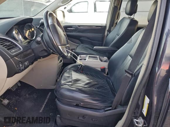 ✅ 2013 Chrysler Town & Country Touring • VIN: 2C4RC1BG0DR690231 • Лот: 94903285. Опубликован ранее на Copart с пробегом 125 452 миль. Бесплатный доступ к архиву аукционных продаж из США и подробный отчёт об истории автомобиля на DreamBid. Изображение 7.