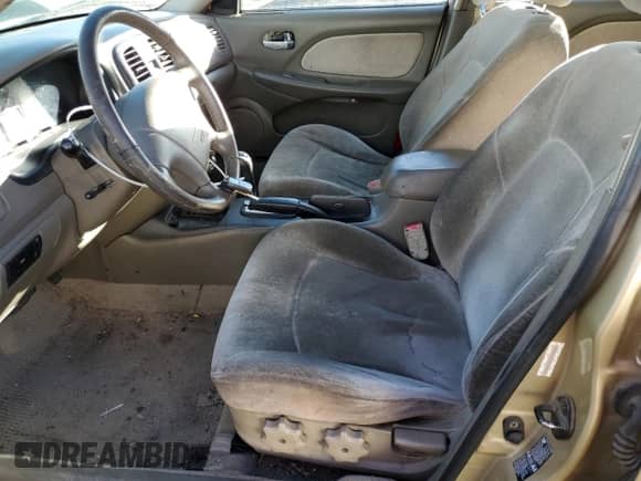 2004 Hyundai Sonata z VIN KMHWF25S44A973750, wystawiony jako Copart lot #84761474 z przebiegiem 163 040 mil mil oraz Szkoda całkowita • Salvage title. Historia ofert i sprzedaży dostępna na DreamBid. Obrazek 7.