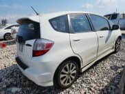 ✅ 2013 Honda Fit Sport • VIN: JHMGE8H58DC021342 • Lot: 80742695. Listed on Copart with 213,093 mi. Free auction sales archive from the USA and detailed vehicle history report at DreamBid. Image 3.