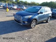 ✅ 2018 Ford Escape SE • VIN: 1FMCU9GD1JUA05082 • Лот: 43401374. Опубликован ранее на IAAI с пробегом 113 049 миль. Бесплатный доступ к архиву аукционных продаж из США и подробный отчёт об истории автомобиля на DreamBid. Изображение 2.