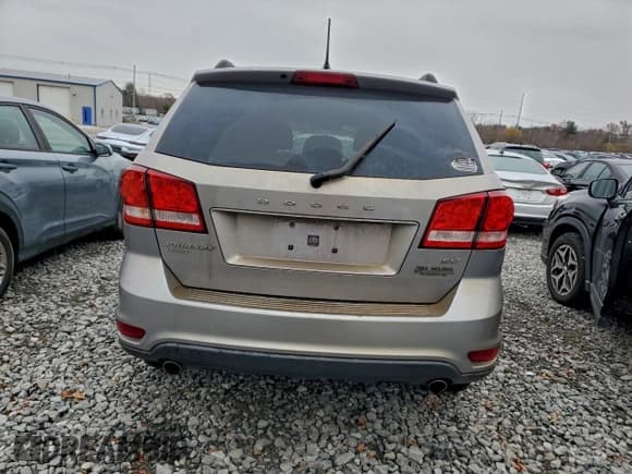 ✅ 2017 Dodge Journey SXT • VIN: 3C4PDDBG7HT527584 • Lot: 93783275. Listed on Copart with 183,338 mi. Free auction sales archive from the USA and detailed vehicle history report at DreamBid. Image 6.