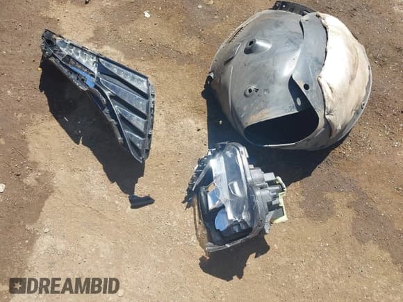 ✅ 2022 Hyundai Tucson SE • VIN: 5NMJA3AE2NH006760 • Lot: 43260173. Wystawiony na IAAI z przebiegiem 75 591 mil. Bezpłatny archiwum sprzedaży aukcyjnych z USA i szczegółowy raport historii pojazdu na DreamBid. Zdjęcie 12.