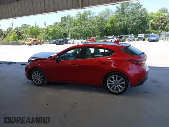 ✅ 2015 Mazda 3 S Grand Touring • VIN: JM1BM1M30F1224119 • Lot: 42289637. Listed on IAAI with 110,728 mi. Free auction sales archive from the USA and detailed vehicle history report at DreamBid. Image 15.