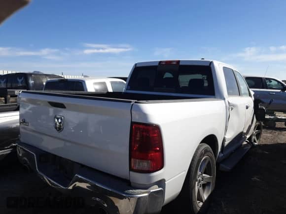✅ 2010 Dodge 1500 Sport • VIN: 1D7RB1CT6AS126601 • Лот: 86455364. Размещён на Copart с пробегом 133 225 миль миль. Получите бесплатный доступ к архиву аукционных продаж из США и посмотрите подробный отчёт об истории автомобиля на DreamBid. Изображение 3.