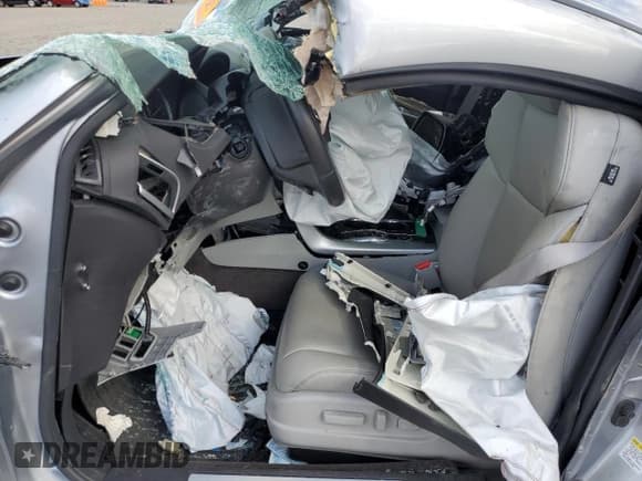 ✅ 2017 Acura TLX V6 • VIN: 19UUB2F38HA006628 • Lot: 86214325. Listed on Copart with Not provided. Free auction sales archive from the USA and detailed vehicle history report at DreamBid. Image 7.