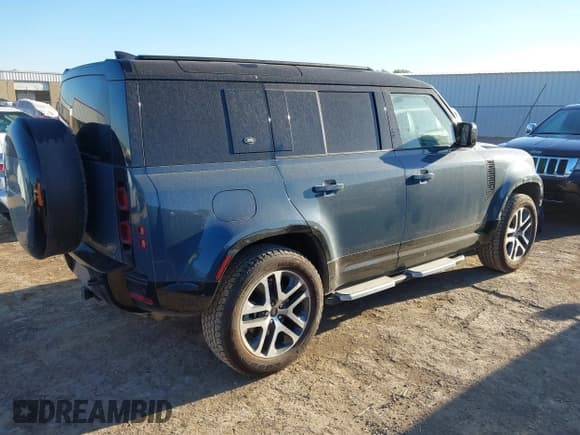 ✅ 2023 Land Rover Defender X-Dynamic SE • VIN: SALE27EU3P2192185 • Lot: 43479450. Listed on IAAI with 41,003 mi. Free auction sales archive from the USA and detailed vehicle history report at DreamBid. Image 4.