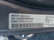 ✅ 2023 Jeep Wagoneer Series II • VIN: 1C4SJSBP0PS507796 • Lot: 41173000. Wystawiony na IAAI z przebiegiem 40 951 mil. Bezpłatny archiwum sprzedaży aukcyjnych z USA i szczegółowy raport historii pojazdu na DreamBid. Zdjęcie 9.