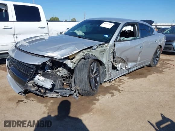 ✅ 2021 Dodge Charger SXT • VIN: 2C3CDXBG0MH678368 • Lot: 43337474. Wystawiony na IAAI z przebiegiem 49 590 mil. Bezpłatny archiwum sprzedaży aukcyjnych z USA i szczegółowy raport historii pojazdu na DreamBid. Zdjęcie 18.