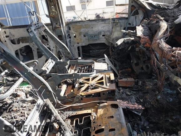 ✅ 2013 Chevrolet Silverado 2500HD LT • VIN: 1GC1KXCG2DF107621 • Лот: 43451311. Опубликован ранее на IAAI с пробегом 175 525 миль. Бесплатный доступ к архиву аукционных продаж из США и подробный отчёт об истории автомобиля на DreamBid. Изображение 5.