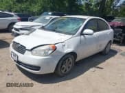 ✅ 2010 Hyundai Accent GLS • VIN: KMHCN4AC7AU499528 • Лот: 42569756. Опубликован ранее на IAAI с пробегом 153 044 миль. Бесплатный доступ к архиву аукционных продаж из США и подробный отчёт об истории автомобиля на DreamBid. Изображение 17.