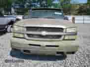 2004 Chevrolet Silverado 1500 LS z VIN 1GCEC14T84E230899, wystawiony jako Copart lot #60497185 z przebiegiem 227 145 mil mil oraz Czysty tytuł • Clean title. Historia ofert i sprzedaży dostępna na DreamBid. Obrazek 5.