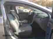 2016 Hyundai Elantra SE z VIN 5NPDH4AE7GH730075, wystawiony jako IAAI lot #43552670 z przebiegiem 98 814 mil mil oraz . Historia ofert i sprzedaży dostępna na DreamBid. Obrazek 5.