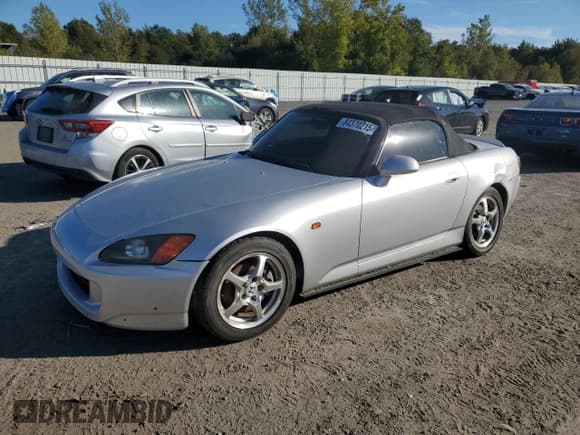 ✅ 2002 Honda S2000 • VIN: JHMAP114X2T007366 • Lot: 84370215. Listed on Copart with 138,263 mi. Free auction sales archive from the USA and detailed vehicle history report at DreamBid. Image 1.