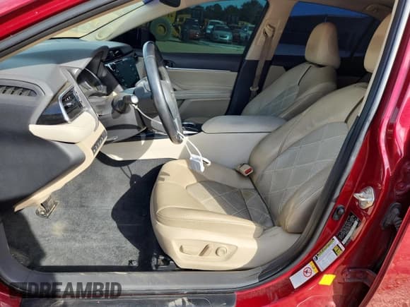 ✅ 2018 Toyota Camry XSE • VIN: 4T1BZ1HK4JU505118 • Lot: 85172035. Wystawiony na Copart z przebiegiem 106 977 mil. Bezpłatny archiwum sprzedaży aukcyjnych z USA i szczegółowy raport historii pojazdu na DreamBid. Zdjęcie 7.