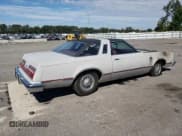 ✅ 1977 Ford Thunderbird • VIN: 7G87H187378 • Лот: 81319355. Опубликован ранее на Copart с пробегом 70 410 миль. Бесплатный доступ к архиву аукционных продаж из США и подробный отчёт об истории автомобиля на DreamBid. Изображение 3.