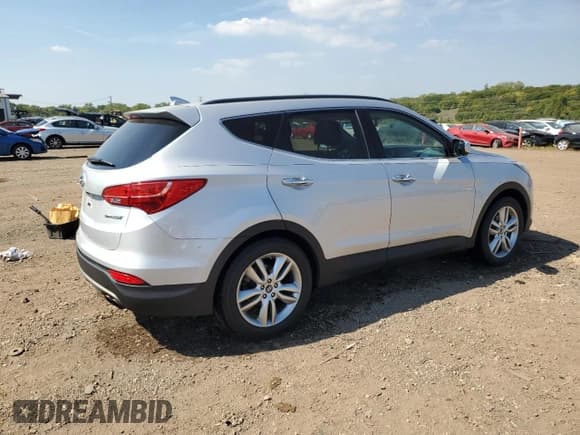 ✅ 2014 Hyundai Santa Fe • VIN: 5XYZU3LA7EG188177 • Лот: 81002605. Опубликован ранее на Copart с пробегом 140 315 миль. Бесплатный доступ к архиву аукционных продаж из США и подробный отчёт об истории автомобиля на DreamBid. Изображение 3.
