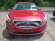2016 Hyundai Sonata 2.4L z VIN 5NPE24AF0GH395112, wystawiony jako IAAI lot #42568193 z przebiegiem 103 612 mil mil oraz . Historia ofert i sprzedaży dostępna na DreamBid. Obrazek 6.