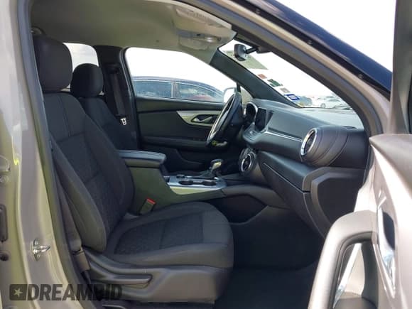 ✅ 2021 Chevrolet Blazer LT • VIN: 3GNKBBRA2MS560439 • Лот: 42489522. Опубликован ранее на IAAI с пробегом 70 349 миль. Бесплатный доступ к архиву аукционных продаж из США и подробный отчёт об истории автомобиля на DreamBid. Изображение 5.