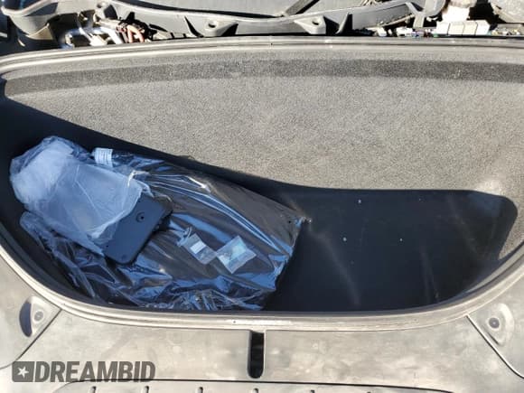 ✅ 2021 Tesla Model X Performance • VIN: 5YJXCBE44MF324718 • Lot: 81096074. Listed on Copart with 37,411 mi. Free auction sales archive from the USA and detailed vehicle history report at DreamBid. Image 13.