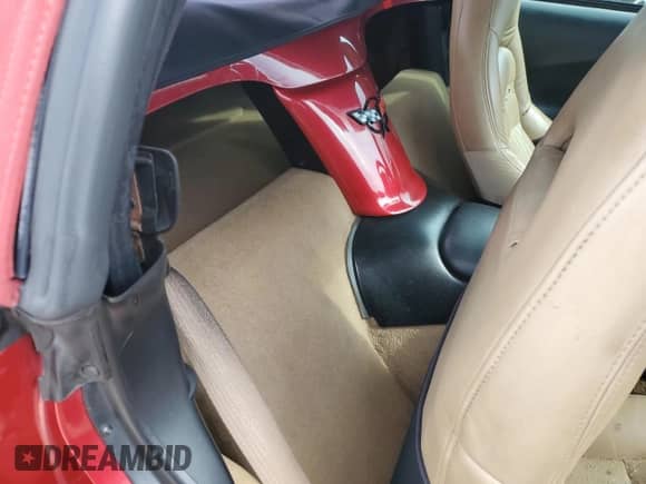 2001 Chevrolet Corvette z VIN 1G1YY32G715132225, wystawiony jako Copart lot #74327264 z przebiegiem Nie podano mil oraz Nie do naprawy • Non repairable. Historia ofert i sprzedaży dostępna na DreamBid. Obrazek 10.