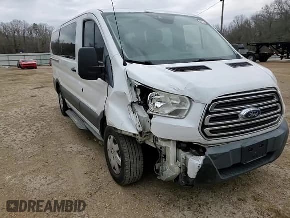 ✅ 2015 Ford Transit XL • VIN: 1FMZK1YM2FKA72647 • Лот: 47439215. Опубликован ранее на Copart с пробегом 148 105 миль. Бесплатный доступ к архиву аукционных продаж из США и подробный отчёт об истории автомобиля на DreamBid. Изображение 12.