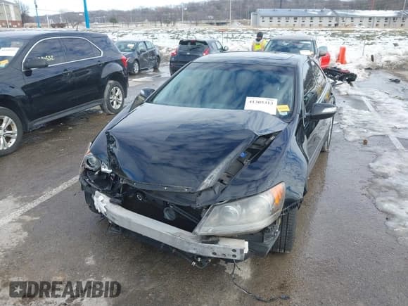 ✅ 2008 Acura RL Technology • VIN: JH4KB16608C001517 • Lot: 41305313. Wystawiony na IAAI z przebiegiem 220 509 mil. Bezpłatny archiwum sprzedaży aukcyjnych z USA i szczegółowy raport historii pojazdu na DreamBid. Zdjęcie 6.