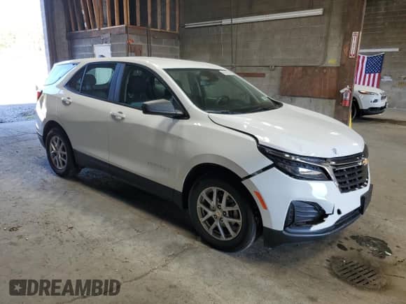 2024 Chevrolet Equinox LS with VIN 3GNAXHEGXRL252544, listed as a Copart auction lot 80685645 with 25,299 mi miles and Salvage title. Bid and sale history available at DreamBid. Image 4.