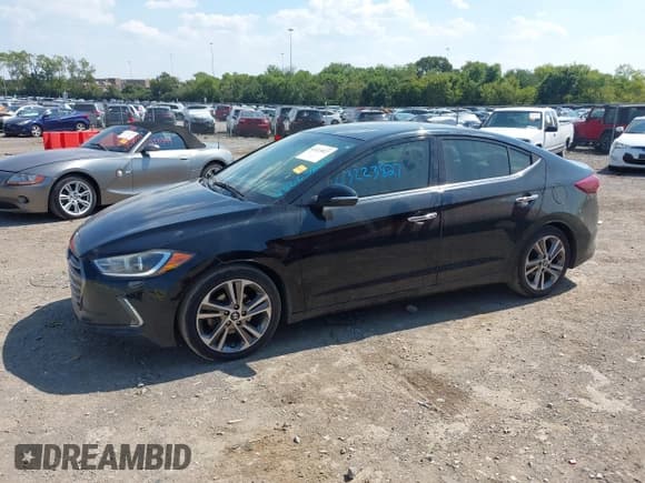✅ 2017 Hyundai Elantra SE • VIN: 5NPD84LF2HH035817 • Lot: 43223827. Listed on IAAI with 76,883 mi. Free auction sales archive from the USA and detailed vehicle history report at DreamBid. Image 14.