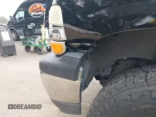 ✅ 2004 Chevrolet Suburban LS • VIN: 1GNEC16T54J331703 • Лот: 42023849. Опубликован ранее на IAAI с пробегом 135 843 миль. Бесплатный доступ к архиву аукционных продаж из США и подробный отчёт об истории автомобиля на DreamBid. Изображение 6.