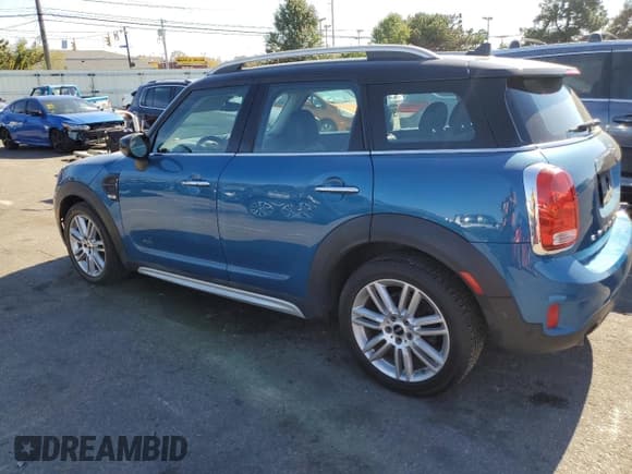 ✅ 2020 MINI Countryman Cooper • VIN: WMZYW5C04L3L05160 • Лот: 76865194. Опубликован ранее на Copart с пробегом 70 929 миль. Бесплатный доступ к архиву аукционных продаж из США и подробный отчёт об истории автомобиля на DreamBid. Изображение 2.