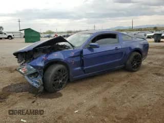 2014 Ford Mustang V6 с VIN 1ZVBP8AM7E5275344, выставлен на аукционе Copart как лот 82393475 с пробегом 143 557 миль миль и Чистый • Clean title. История ставок и продаж доступна на DreamBid. Изображение 1.
