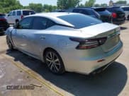 ✅ 2019 Nissan Maxima Platinum • VIN: 1N4AA6AV3KC364600 • Lot: 42914876. Wystawiony na IAAI z przebiegiem 117 959 mil. Bezpłatny archiwum sprzedaży aukcyjnych z USA i szczegółowy raport historii pojazdu na DreamBid. Zdjęcie 3.