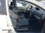 ✅ 2009 Toyota Yaris • VIN: JTDBT903791302617 • Лот: 43646110. Опубликован ранее на IAAI с пробегом 199 735 миль. Бесплатный доступ к архиву аукционных продаж из США и подробный отчёт об истории автомобиля на DreamBid. Изображение 5.