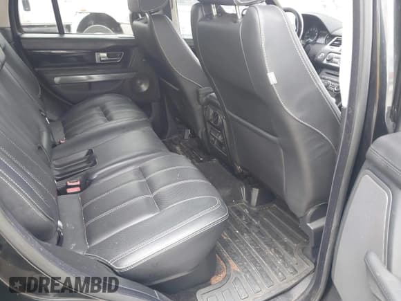 ✅ 2010 Land Rover Range Rover Sport HSE Lux • VIN: SALSK2D45AA252469 • Lot: 41915892. Listed on IAAI with 177,112 mi. Free auction sales archive from the USA and detailed vehicle history report at DreamBid. Image 8.