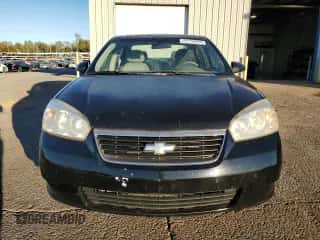 2006 Chevrolet Malibu 0LT z VIN 1G1ZT51F86F198369, wystawiony jako Copart lot #80799694 z przebiegiem 234 956 mil mil oraz Czysty tytuł • Clean title. Historia ofert i sprzedaży dostępna na DreamBid. Obrazek 5.