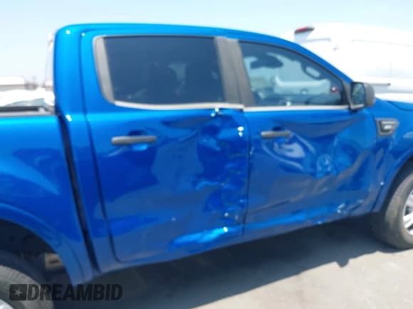 ✅ 2019 Ford Ranger Lariat • VIN: 1FTER4EH2KLB03083 • Lot: 42476408. Listed on IAAI with 3,810 mi. Free auction sales archive from the USA and detailed vehicle history report at DreamBid. Image 18.