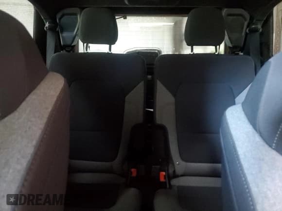 ✅ 2022 Ford Bronco Outer Banks • VIN: 1FMDE5AH6NLB78114 • Lot: 89455255. Wystawiony na Copart z przebiegiem 39 883 mil. Bezpłatny archiwum sprzedaży aukcyjnych z USA i szczegółowy raport historii pojazdu na DreamBid. Zdjęcie 10.