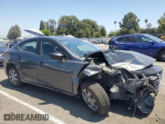 ✅ 2014 Mazda 3 i SV • VIN: JM1BM1T76E1173017 • Лот: 59098614. Опубликован ранее на Copart с пробегом 262 266 миль. Бесплатный доступ к архиву аукционных продаж из США и подробный отчёт об истории автомобиля на DreamBid. Изображение 4.